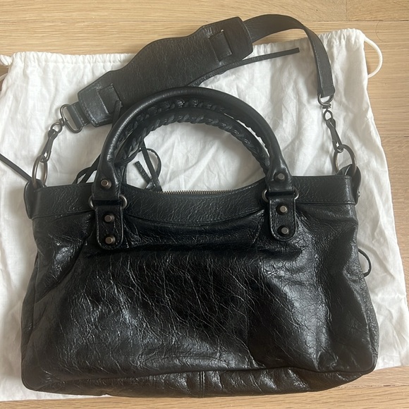 Balenciaga City Classic Studs - Picture 2 of 4